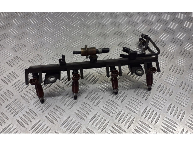 Vstřikovací lišta Suzuki Liana