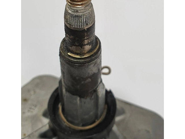 Моторчик заднего дворника 1248201242    Mercedes-Benz E W124