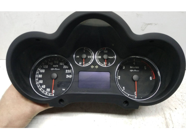 Přístrojová deska Alfa Romeo 147 2007 156071228, C486