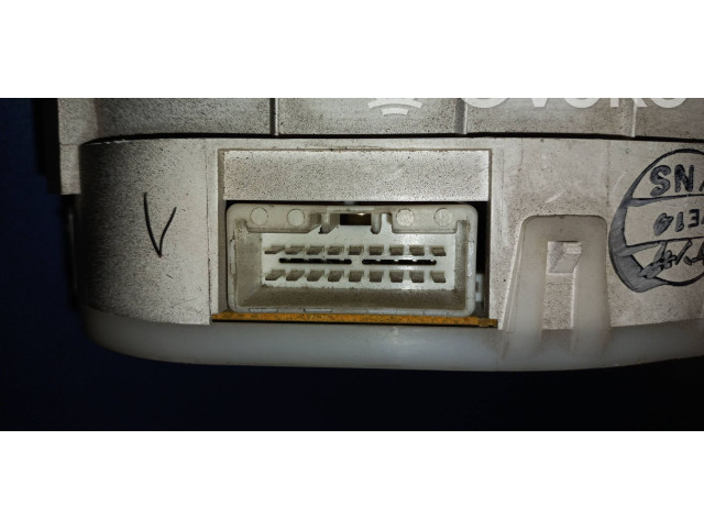 Панель приборов FDGE6VD Mazda 626