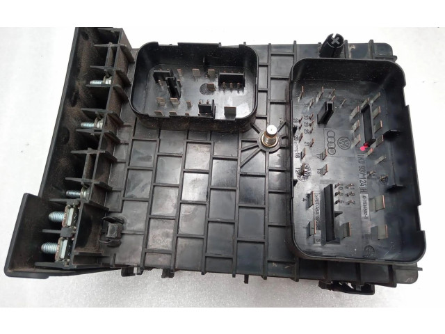 Блок предохранителей    1K0937124H, 1K0937124H   Audi A3 S3 8P