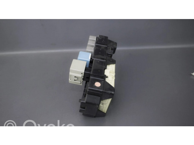 Блок предохранителей  85980B1010   Daihatsu Terios    