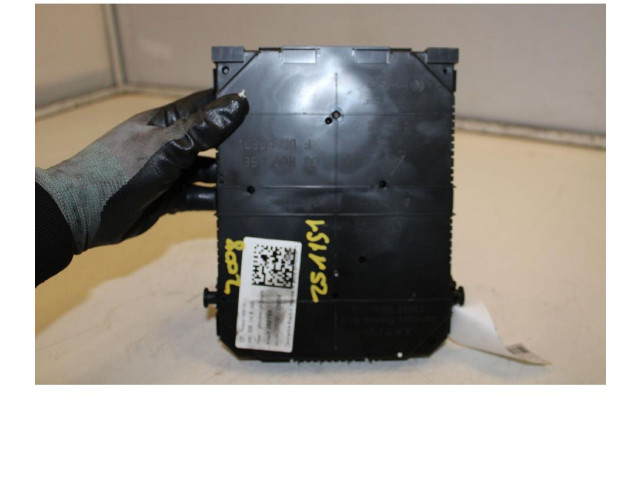 Блок предохранителей Peugeot 2008 II 2019 - года