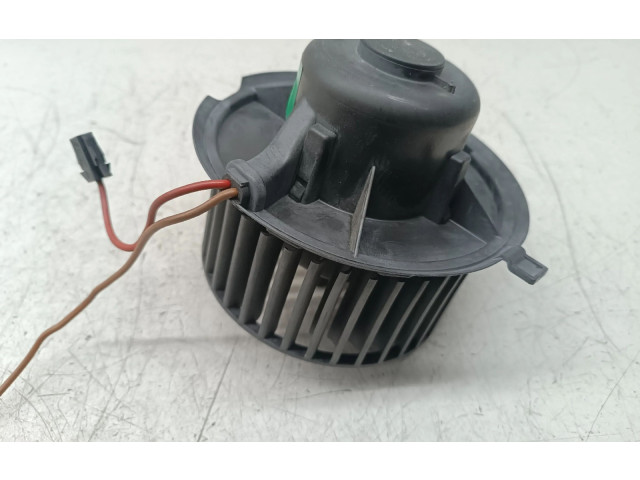 Вентилятор печки    1H1819021   Volkswagen Golf III