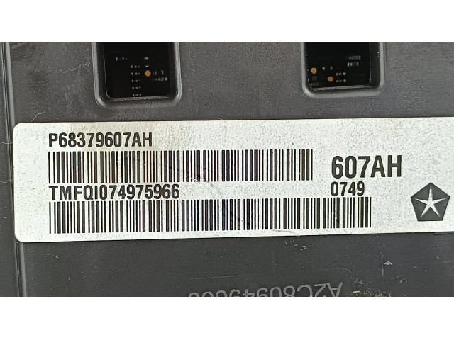 Přístrojová deska Jeep Cherokee 2019 P68379607AH