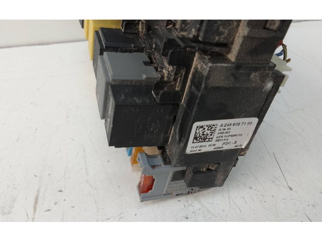 Блок предохранителей A2469067100   Mercedes-Benz A W176    