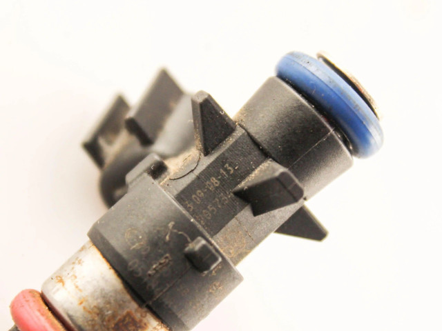 Vstřikovač 05184085AC   Dodge Grand Caravan  pro benzínový motor 3.6  