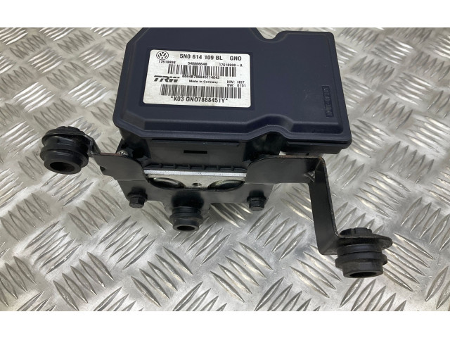 Блок АБС 5N0614109BL Audi Q3 8U 2011 - 2016 года