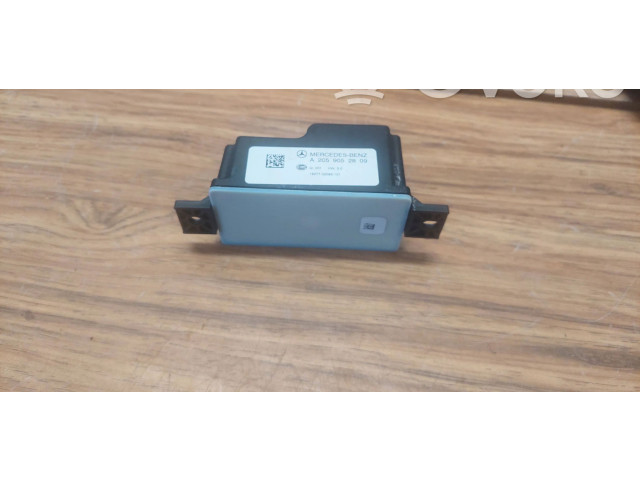 Vstřikovač a2059052809   Mercedes-Benz GLC X253 C253     