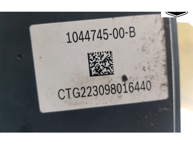 Блок АБС 104474500B Tesla Model 3 2017 - года