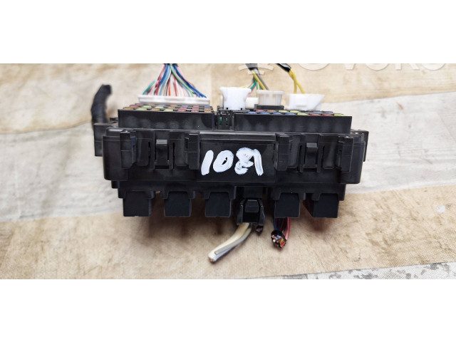 Блок предохранителей 0031173610120207 Infiniti Q50