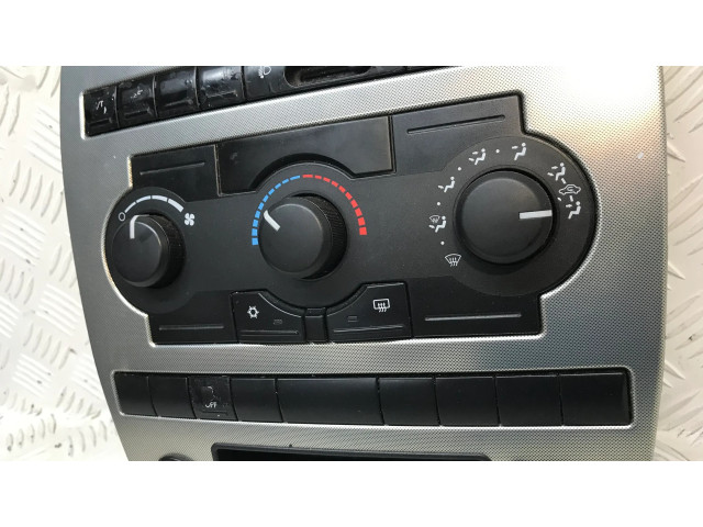 Блок управления климат-контролем P56050128AC, P55111009AK   Jeep Grand Cherokee (WK)