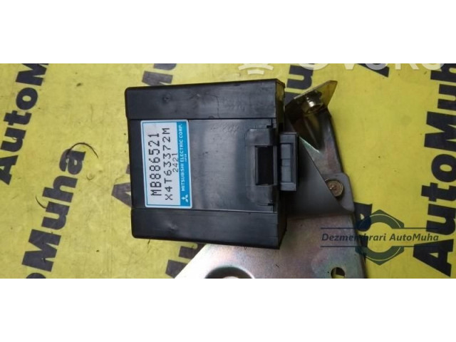 Блок комфорта MB886521, X4T63372M. Mitsubishi Pajero