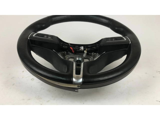 Руль Maserati Levante  2017- года 06700478570      