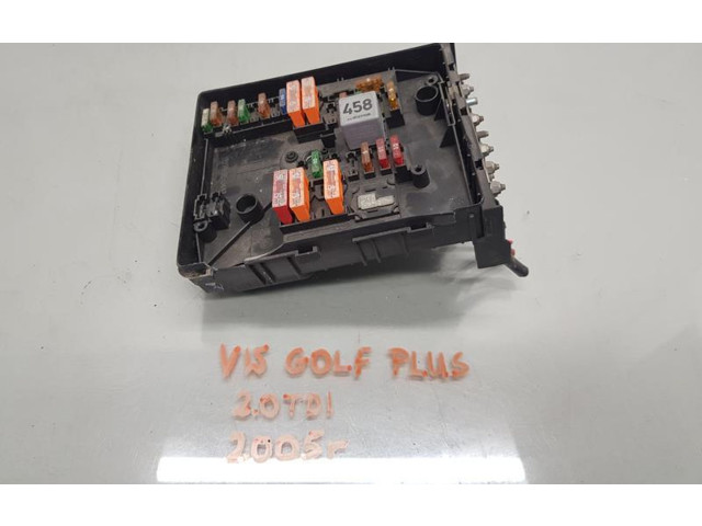 Блок предохранителей 1K0937125 Volkswagen Golf Plus