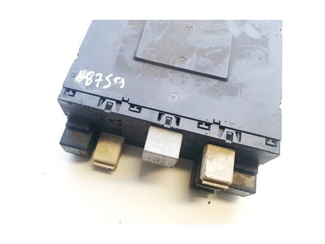 Блок комфорта 3c0937049e, f005v00526 Volkswagen Caddy