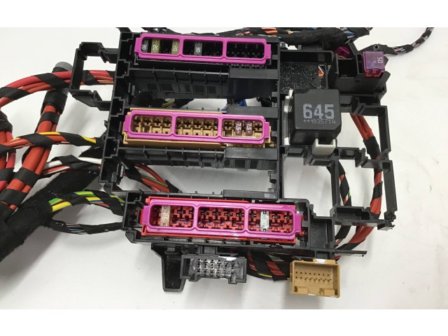 Блок предохранителей 80A971845, 1J0972977 Audi Q5 SQ5