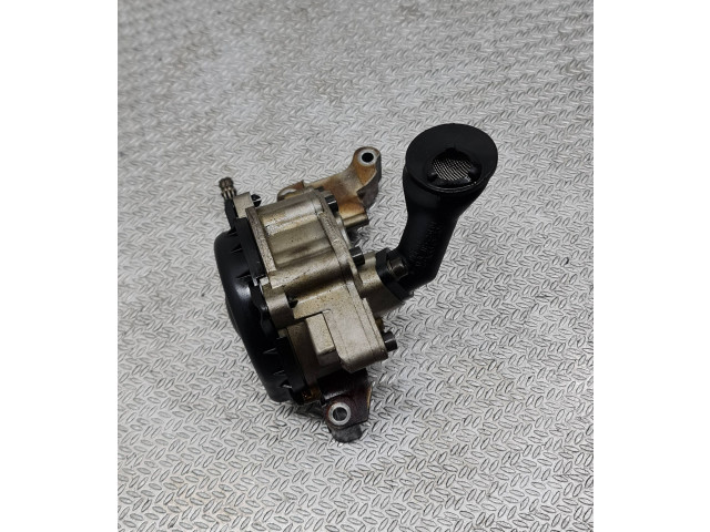 Масляный насос 113670201 Audi A3 S3 8P