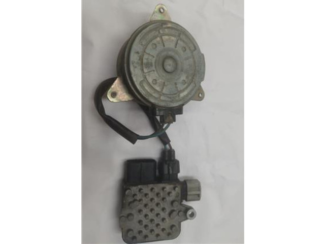 Комплект вентиляторов         Mitsubishi Outlander 