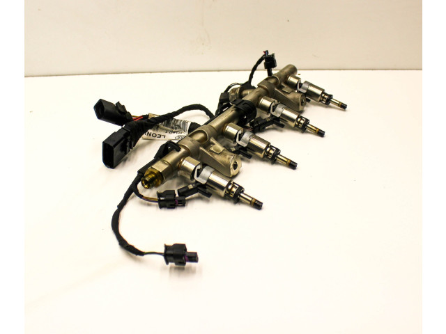 Топливная рампа 4M0857273A, 4M0857974A Audi Q7 4M для двигателя -