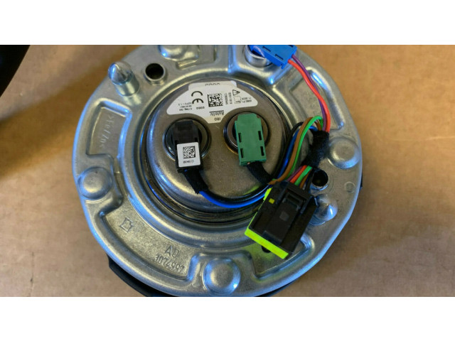 Руль BMW 2 F22 F23 2013-2017 года 32307850404, 32307852456