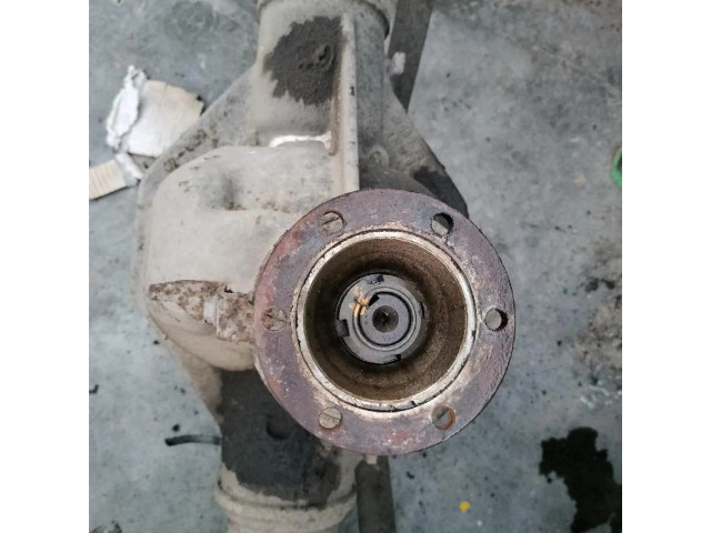 Кронштейн заднего редуктора