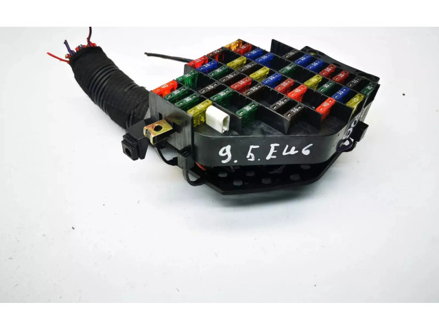 Блок предохранителей    4736930, 200572   Saab 9-5