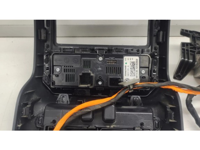 Другая центральная деталь консоли (туннеля)