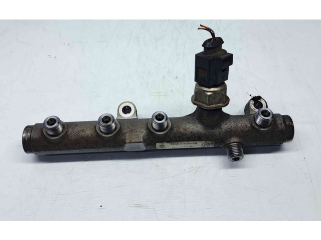 Топливная рампа 059130089AH   Audi A5 8T 8F  