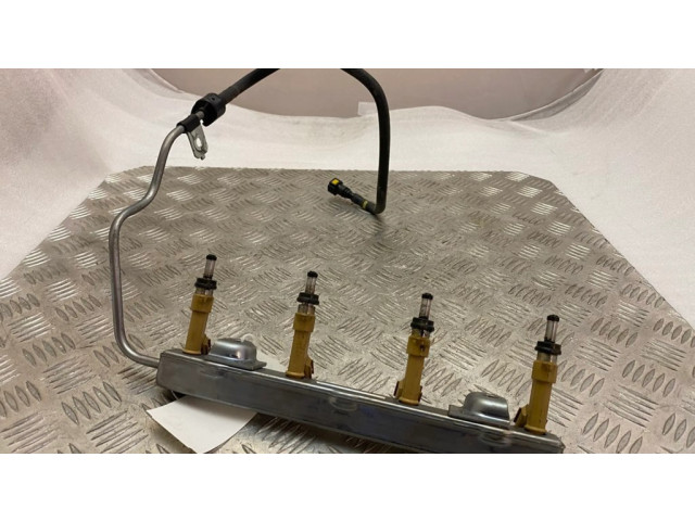 Vstřikovač 2325037010   Toyota Prius (XW30)  pro benzínový / Электричество motor 1.8  