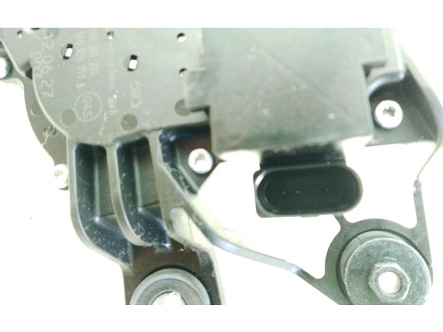 Моторчик заднего дворника 390201216 Volkswagen Touran II