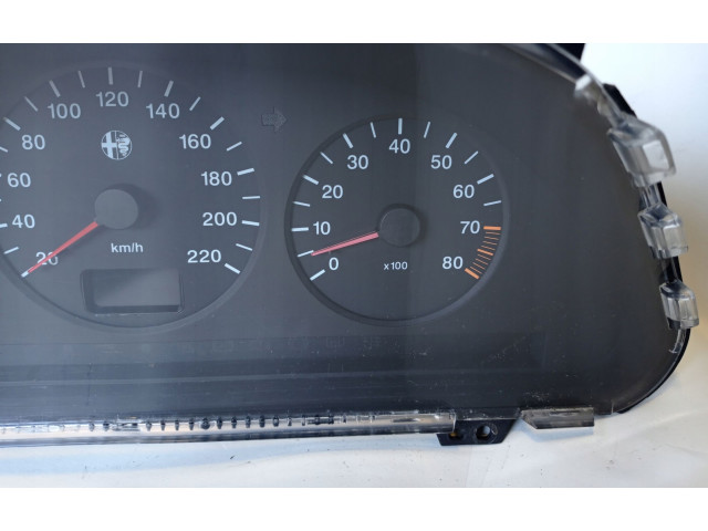 Pojistková skříňka Спидометр (приборный щиток) Alfa Romeo 145 - 146 2016