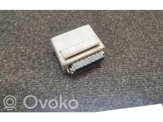 Блок управления 5KG00531107   Volvo S70  V70  V70 XC