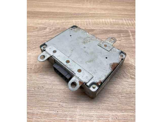 Блок управления двигателем Блок управления MC899777, K8T73075   Mitsubishi Pajero