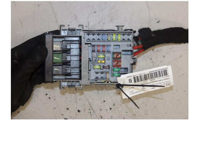 Pojistková skříňka Chevrolet Cruze 2009