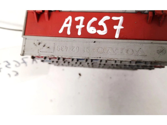 Блок предохранителей 9162439, 9162439 Volvo V70