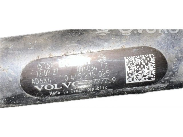 Топливная рампа 0445215025, 30777759   Volvo V70   для двигателя D 5204 T3