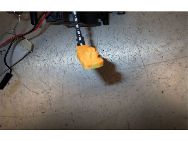 Подрулевой шлейф SRS 7701051757 Renault Clio II