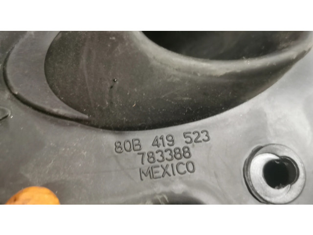 Крестовидная связь оси рулевого колеса