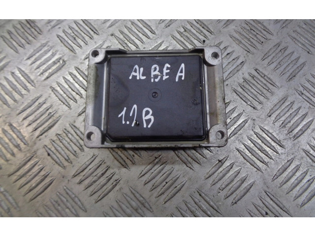 Блок управления двигателем Блок управления 00468019660 Fiat Albea