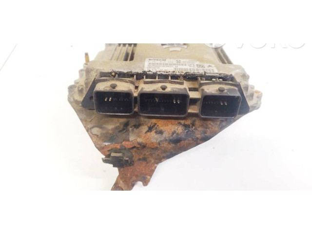 Řídící jednotka 9661813780, 0281012620   Citroen Berlingo 2007