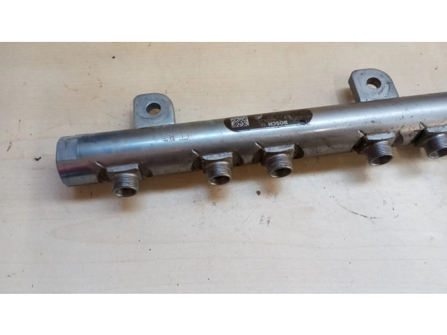 Топливная рампа 35022119G   Jeep Grand Cherokee 3.0 