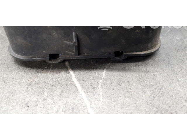 Блок предохранителей     Audi A3 S3 8P    