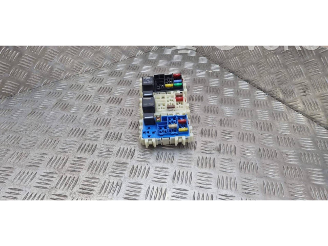 Блок предохранителей BS7T14K131AA Ford Galaxy