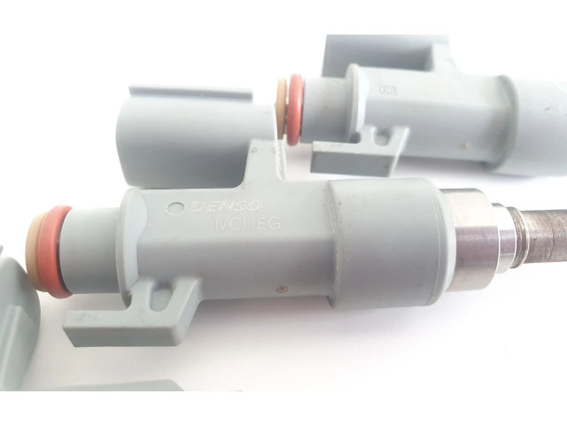 Vstřikovač 2325025020 Toyota RAV 4 (XA50)