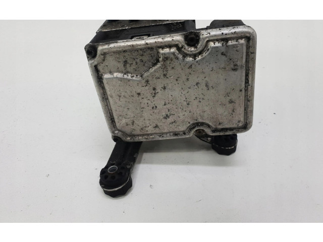 Блок АБС    BMW  X3 F25  2010 - 2017 года