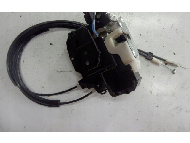 Замок багажника 77799495 Mitsubishi Colt 2004 - 2008 года