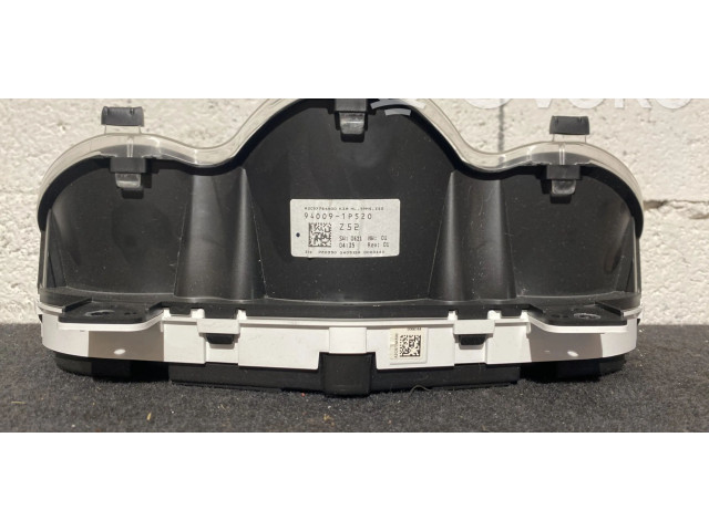 Přístrojová deska KIA Venga 2015 940091P520