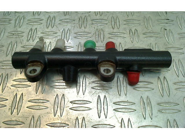 Топливная рампа 175215346r, 175215346R   Renault Clio IV   для двигателя K9K-638