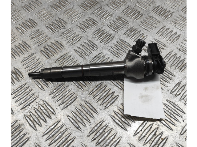 Форсунка 05L130277E    Skoda Karoq  DTRB 